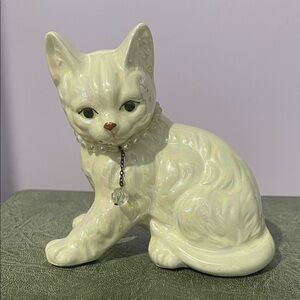 White Ceramic Cat Figurine vintage collectible